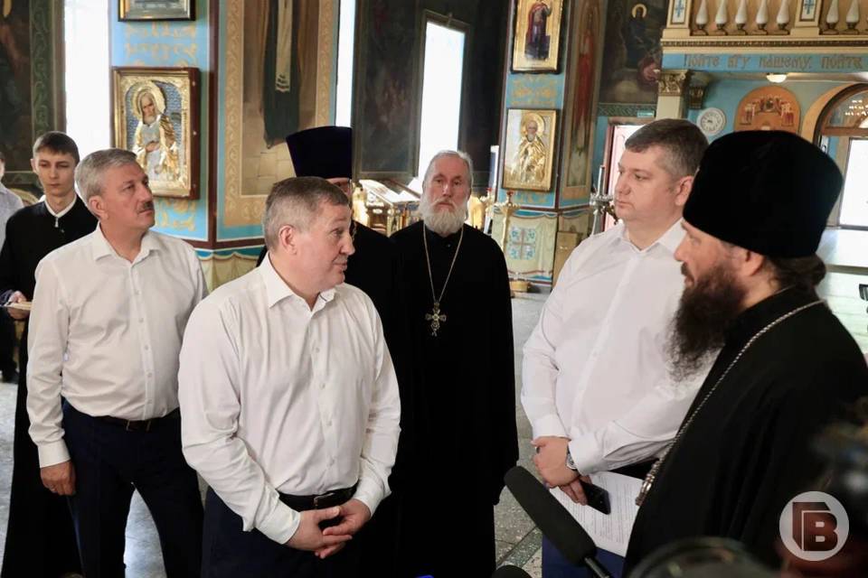 Губернатор Бочаров поздравил волгоградских строителей с праздником