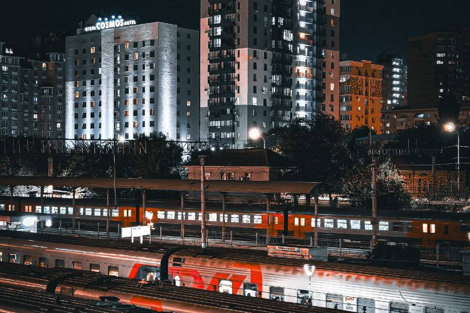 Волгоград never sleeps: смотрим на кадры ночного города