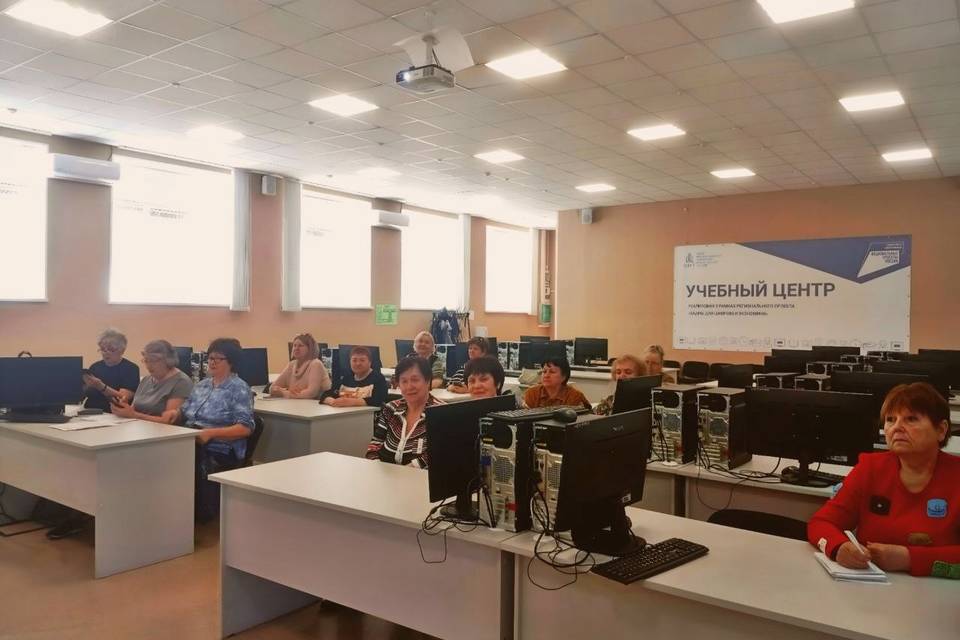 Волгоградцы старше 55 лет осваивают цифровую грамотность