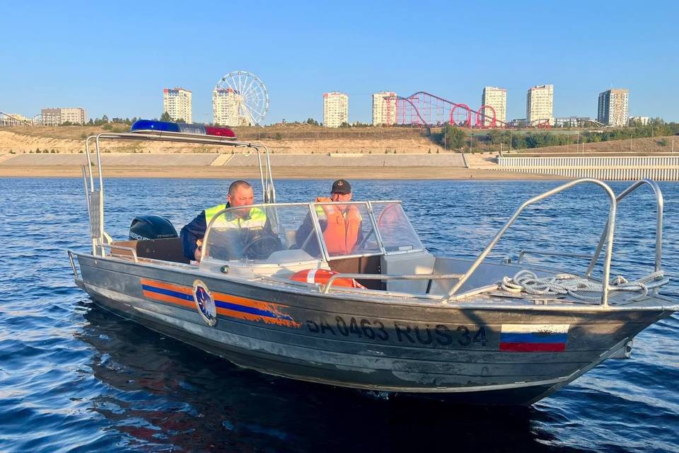 В Волгограде предотвратили несанкционированный массовый заплыв