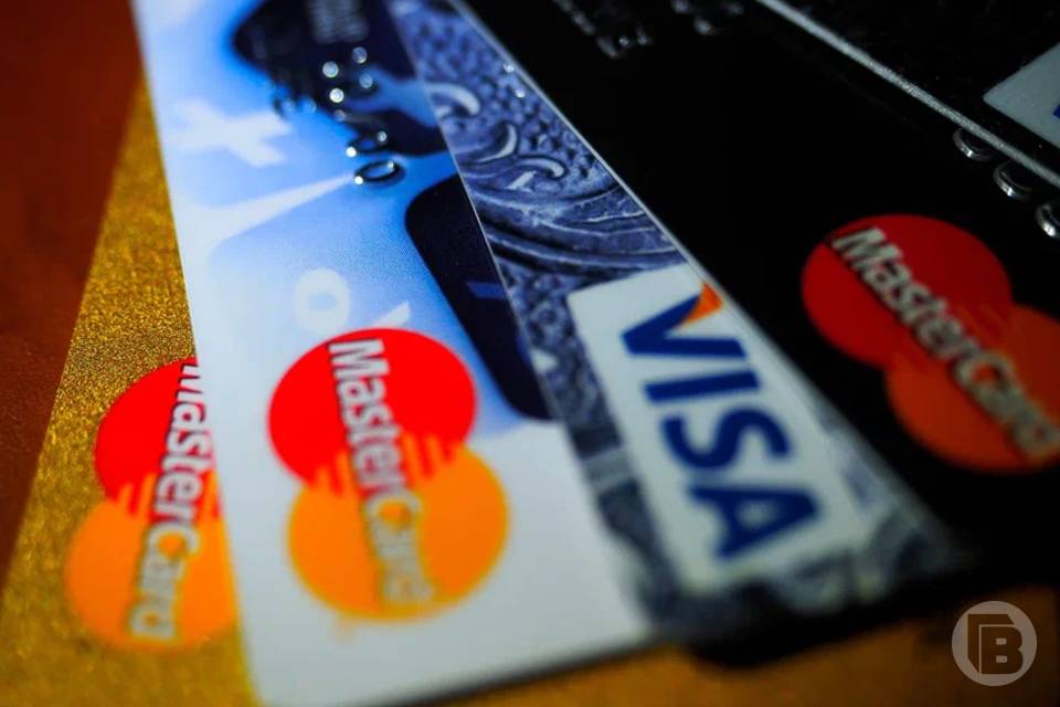 Волгоградцам хотят запретить иметь больше 10 банковских карт