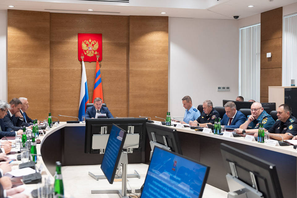 Бочаров поручил обеспечить безопасность волгоградцев на сентябрьских мероприятиях