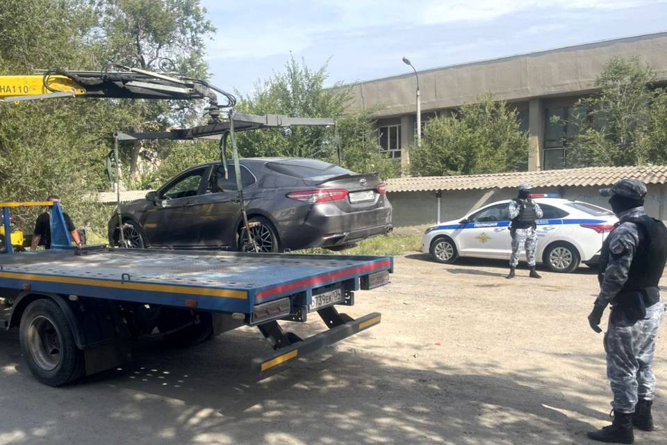653 неоплаченных штрафа сделали волгоградца пешеходом