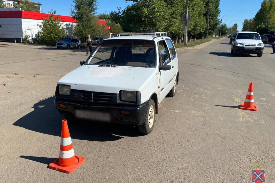 Под Волгоградом «Ока» сбила женщину на пешеходном переходе