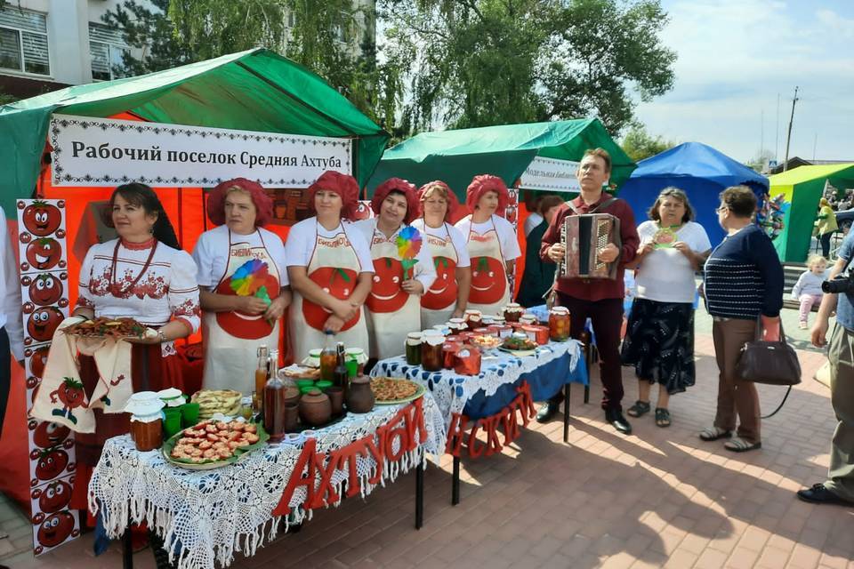 Волгоградцев ждут на гастрофестивале «Ахтубинский помидор»