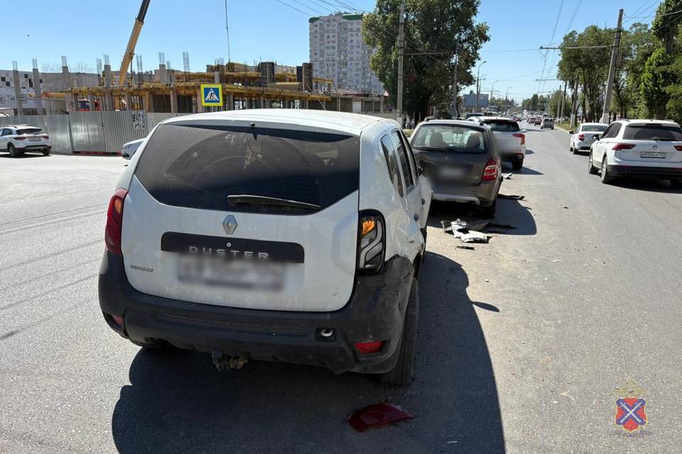 Глупое тройное ДТП произошло в Волгограде