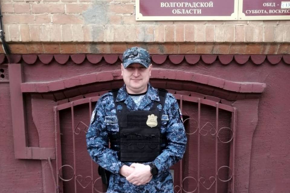 Пристав помог полицейским задержать преступника под Волгоградом