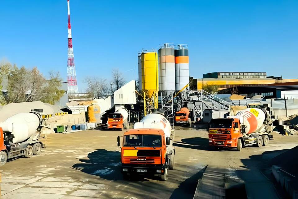 Волгоградский завод увеличил выработку бетона на 20% благодаря нацпроекту