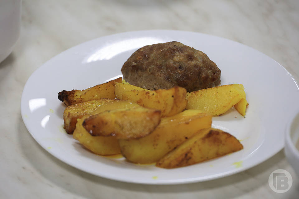Волгоградцам запретили часто есть красное мясо