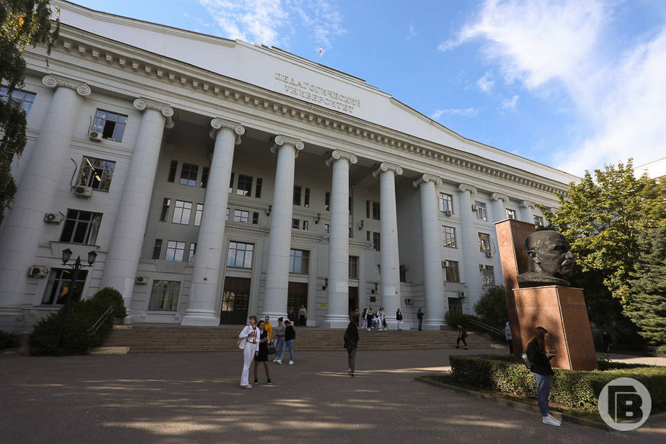 В Волгограде эвакуировали студентов педуниверситета