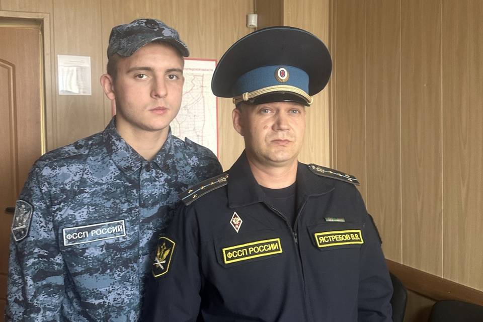 Человеку с приступом эпилепсии помогли приставы под Волгоградом