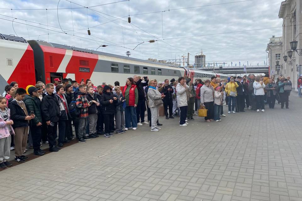 «Вагон знаний» привез 500 школьников из Оренбурга и Самары в Волгоград