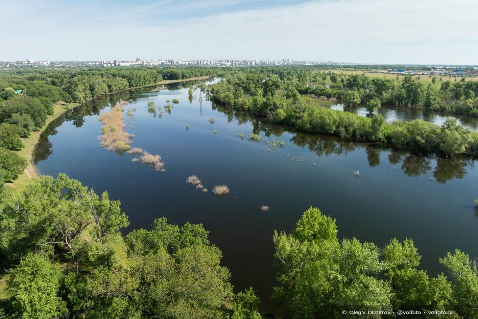 В Волгограде 10 СНТ незаконно используют воду из Волги