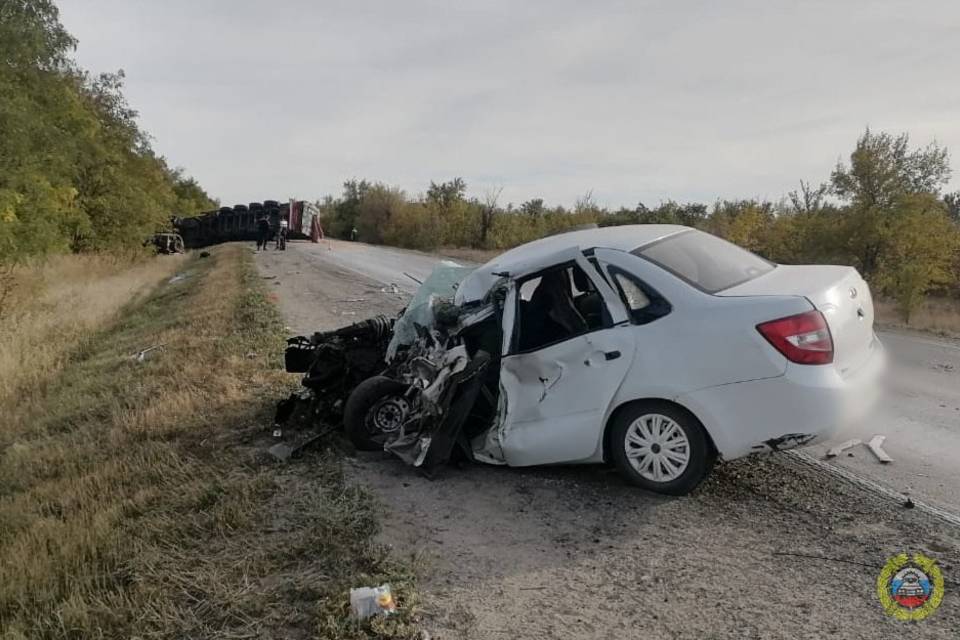 Двое погибших в тройном ДТП под Волгоградом