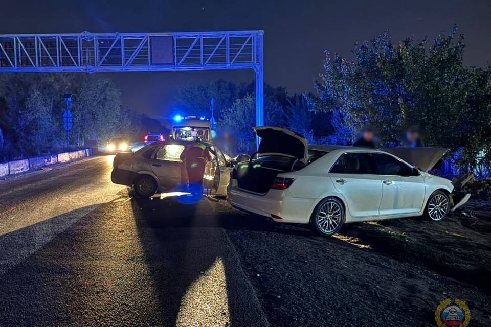 В Волгограде двое погибло в ДТП, пострадал ребенок