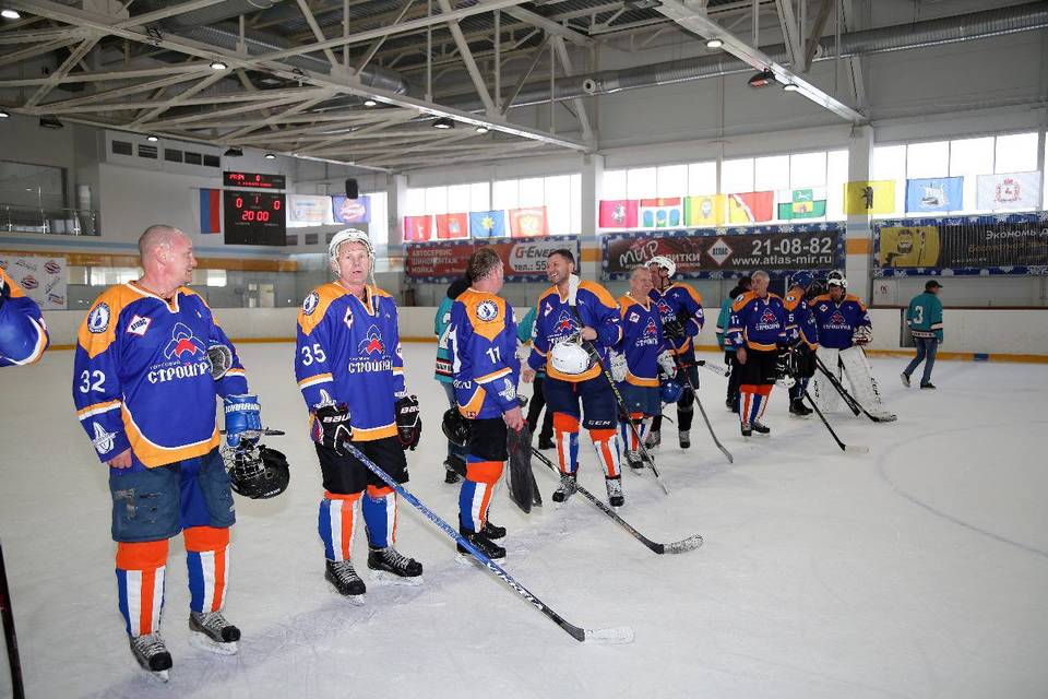 Чемпионат по хоккею среди любителей стартует в Волжском