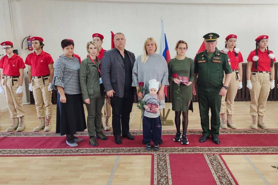 Под Волгоградом ордена Мужества передали родным погибших на СВО бойцов