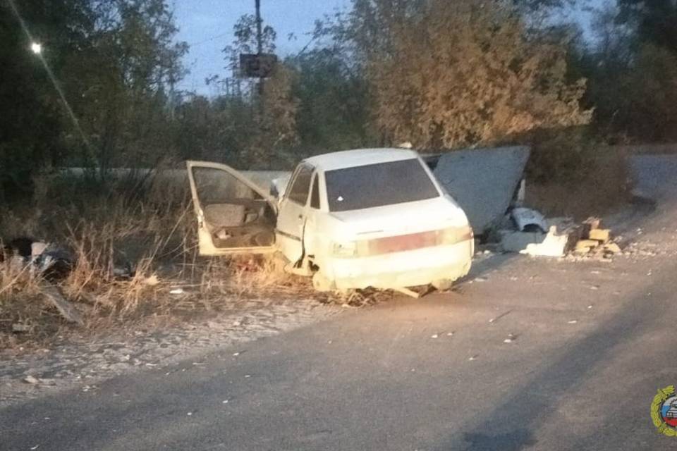 Три человека погибли в аварии под Волгоградом