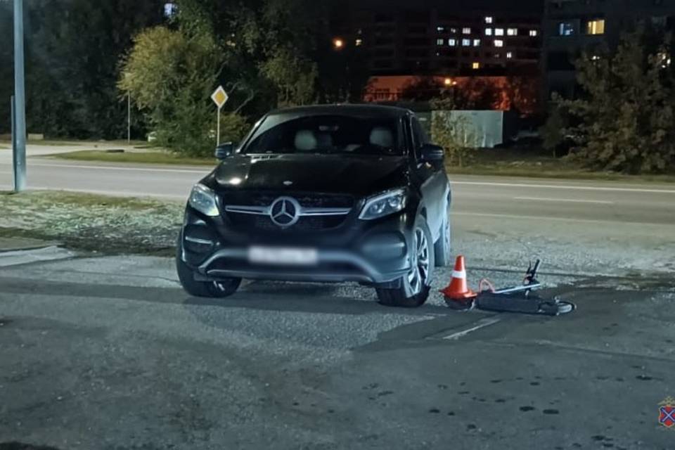 В Волгограде Mercedes сбил 10-летнего ребенка на самокате