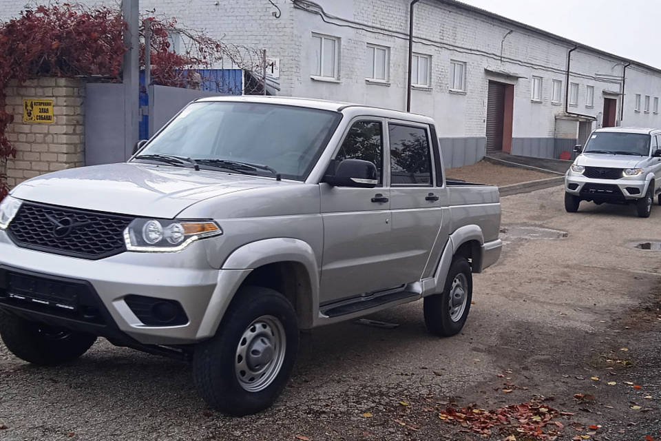 Волгоградский регион в зону СВО направил автомашины и комплектующие для БПЛА