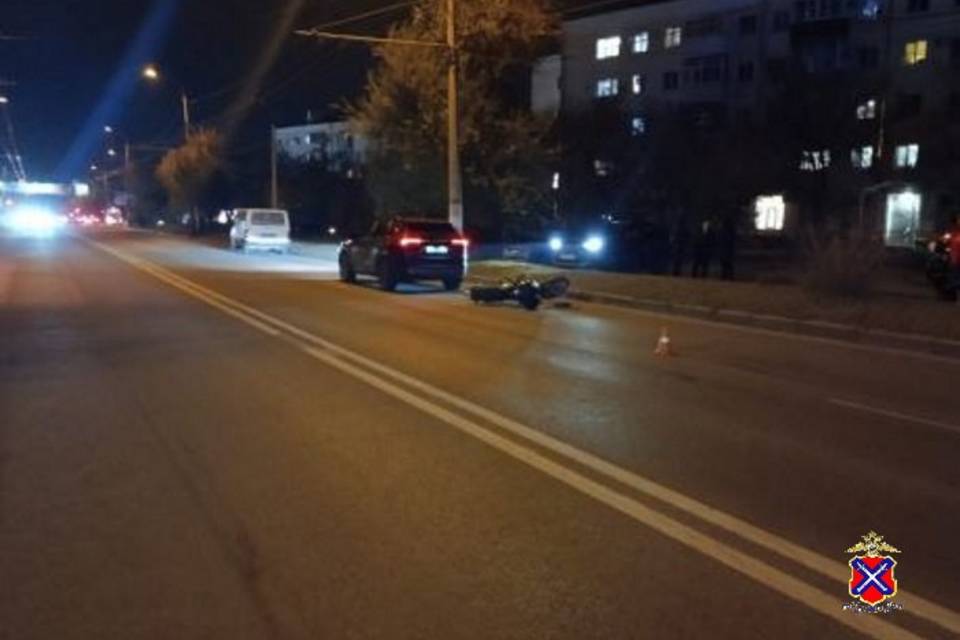 В Волгограде в ДТП пострадал 17-летний мотоциклист