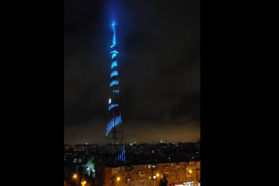 Астраханская телебашня стала сиять по-новому