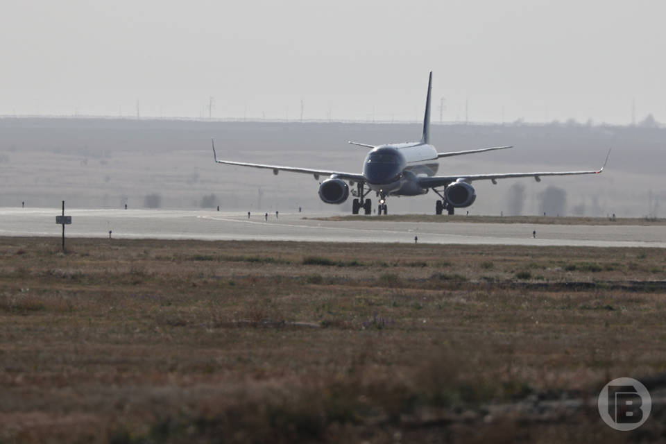 В Волгограде аэропорт возобновил прием и выпуск самолетов