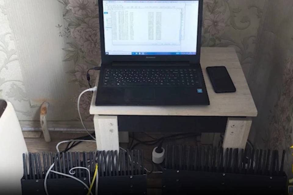 Житель Кузбасса использовал симбоксы, чтобы обманывать россиян