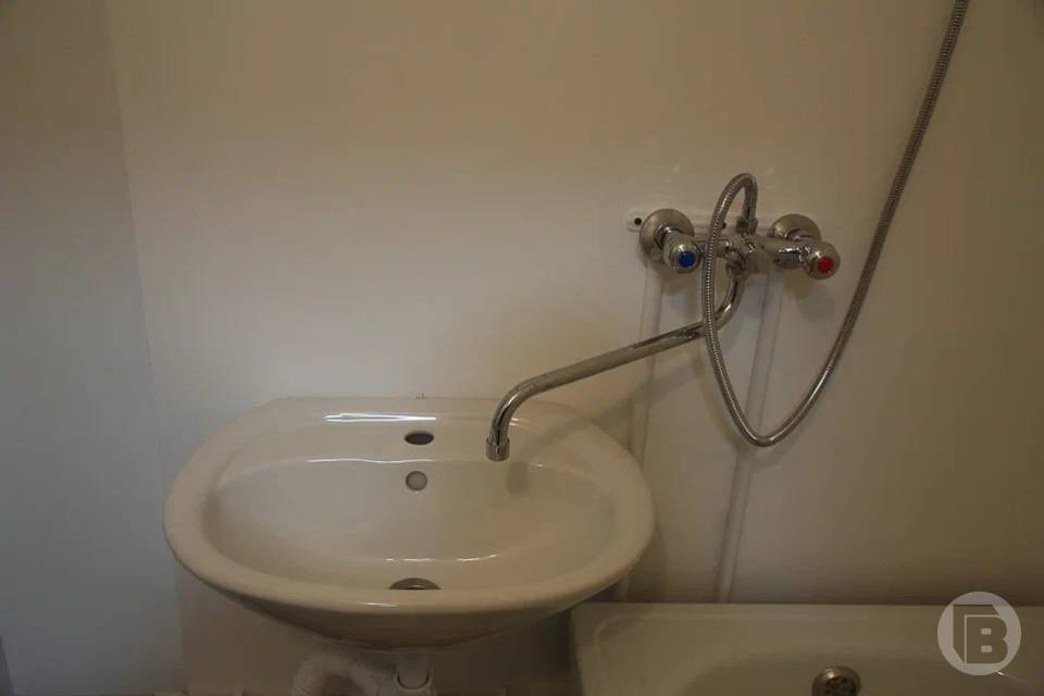 Ряд улиц обезвожен из-за прорыва трубы под Волгоградом