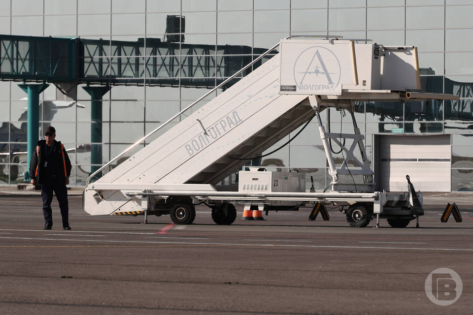 Аэропорт Волгограда из-за атаки БПЛА закрыт уже 10 часов