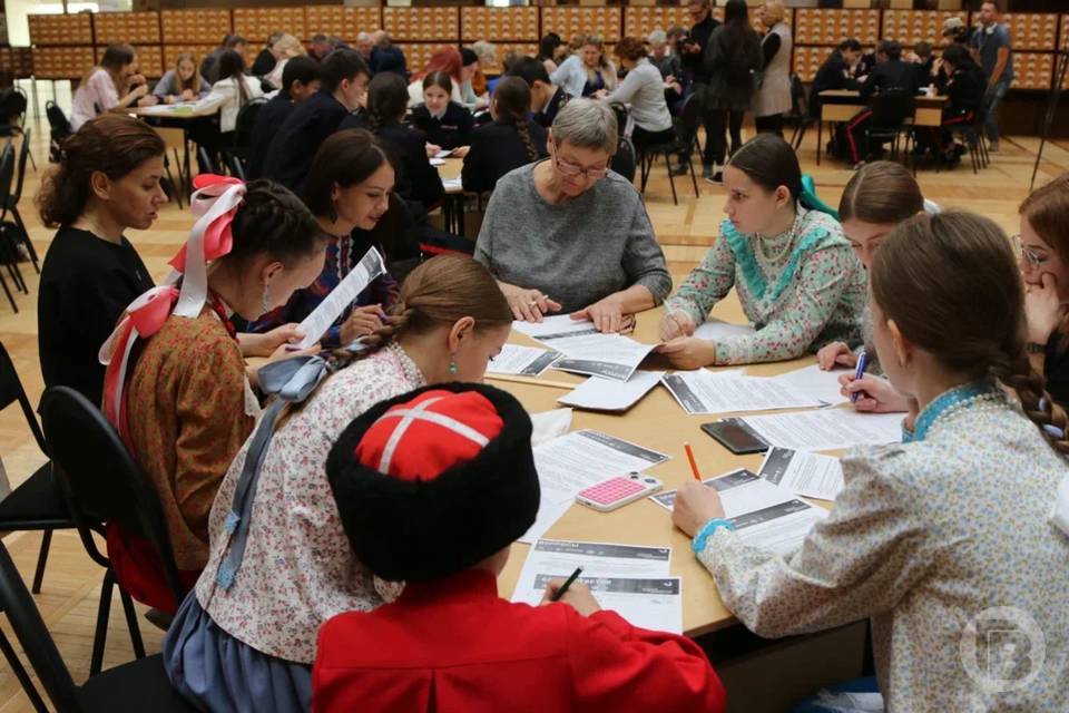 4475 волгоградцев уже написали этнографический диктант