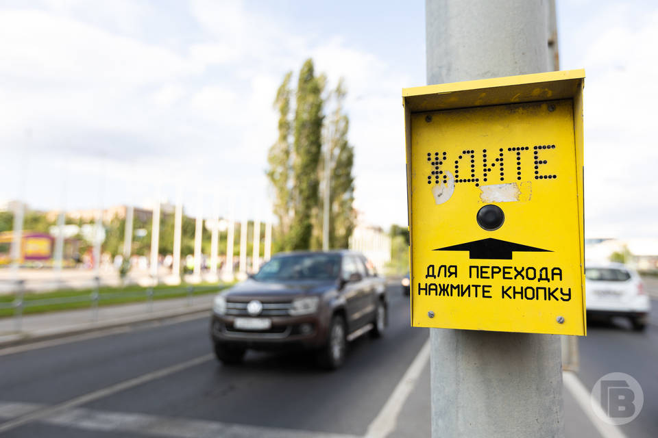 В Волгограде "серым" таксистам грозят штрафы до 100 тысяч рублей