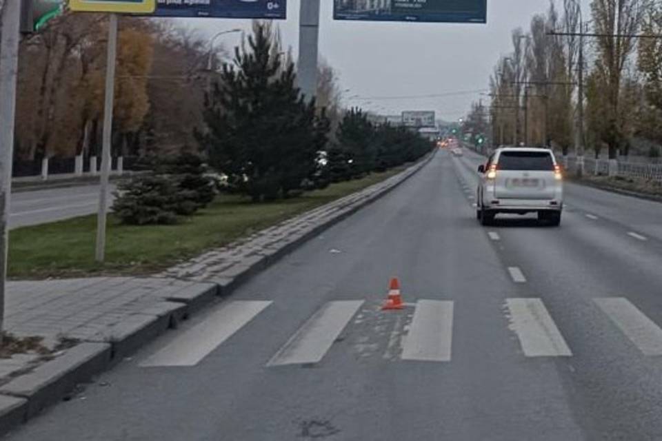 Элитный внедорожник сбил школьника в Волгограде
