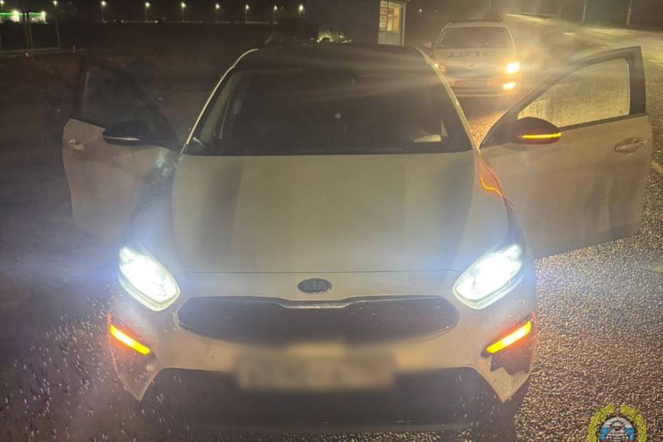 Сотрудники ГАИ регулярно выявляют излишне тонированные автомобили на дорогах Волгоградской области