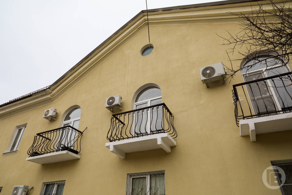 В Волгограде подрядчика фонда капремонта отправили в "черный список"