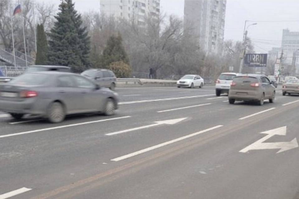Все полосы путепровода на ул. Рабоче-Крестьянской в Волгограде открыты для движения