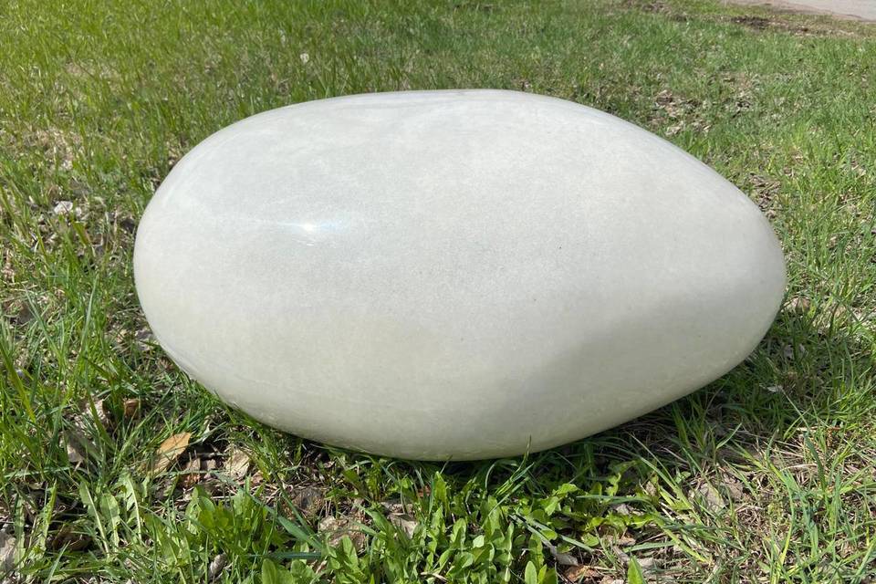 В Центральном парке Волгограда зимой установят три светящихся камня