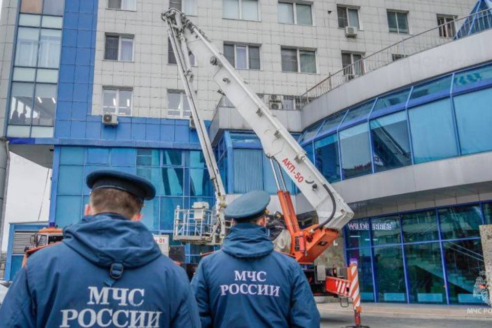 В Волгограде МЧС провело учение на самом высоком здании города