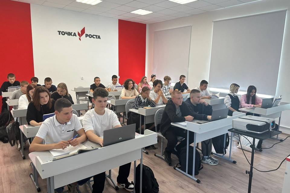 В Волгоградской области работают 429 центров «Точка роста»