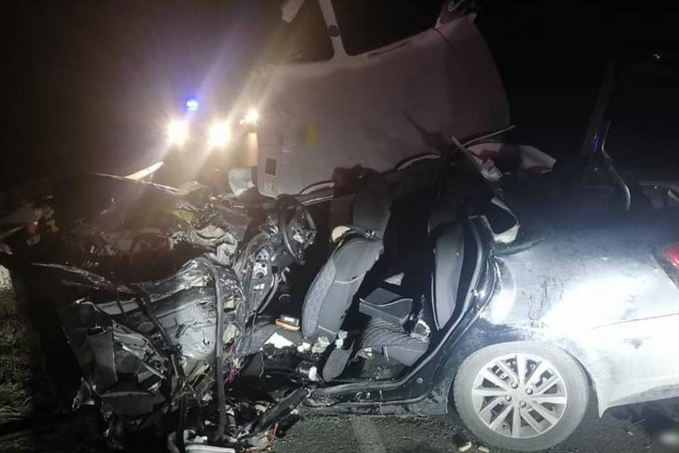 Машина стала металлолом: волгоградец погиб в страшном ДТП