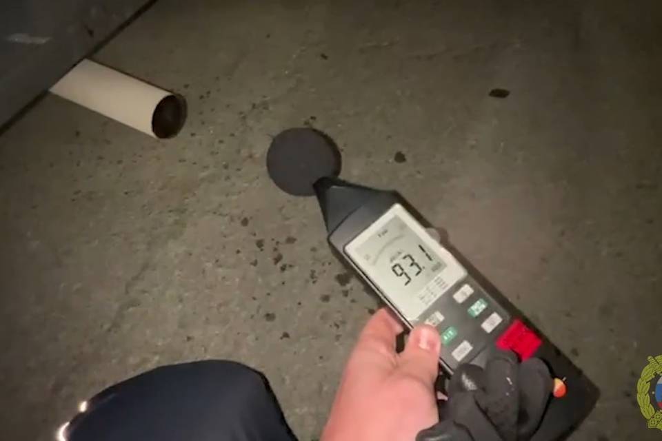 В Волгограде Госавтоинспекция аннулирует регистрацию автомобилей из-за выхлопной системы