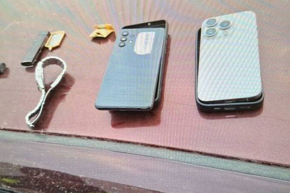 В Волгограде водитель «Лады» хранил наркотики в сторублевой купюре