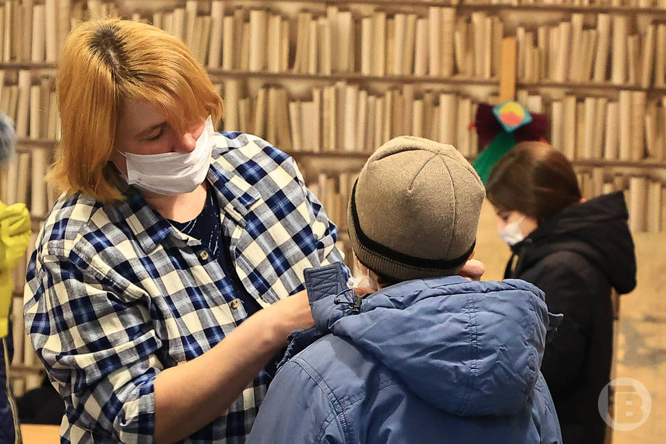 В 29 школах Волгоградской области ввели частичную удаленку