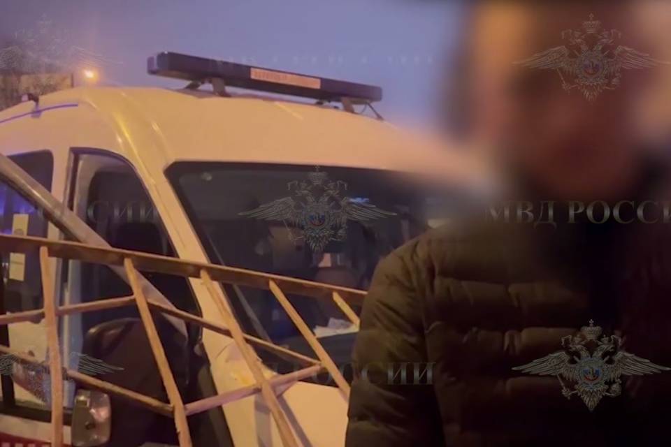 Пьяного угонщика «скорой» со стрельбой поймали в Волгограде