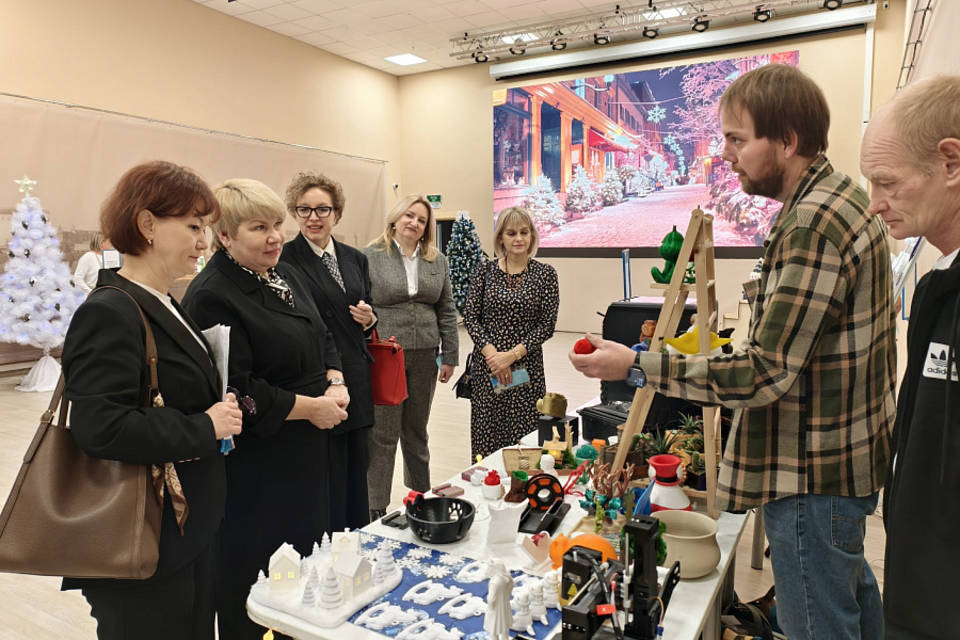 В Волгограде рассмотрели вопросы предоставления услуг пожилым и инвалидам