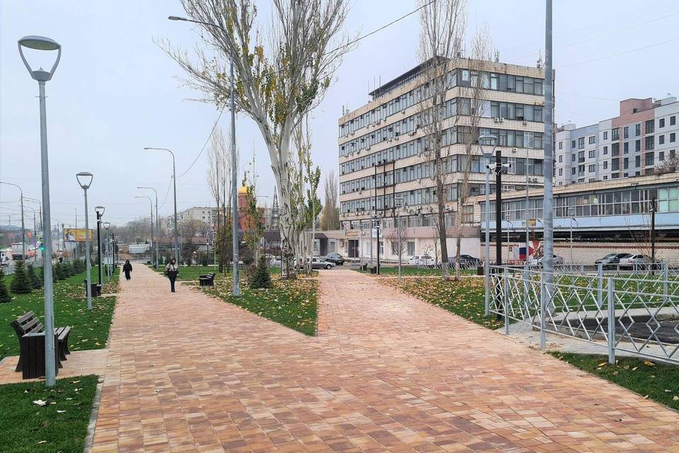 В Волжском и Волгограде появились новые скверы с арт-объектами и зонами отдыха