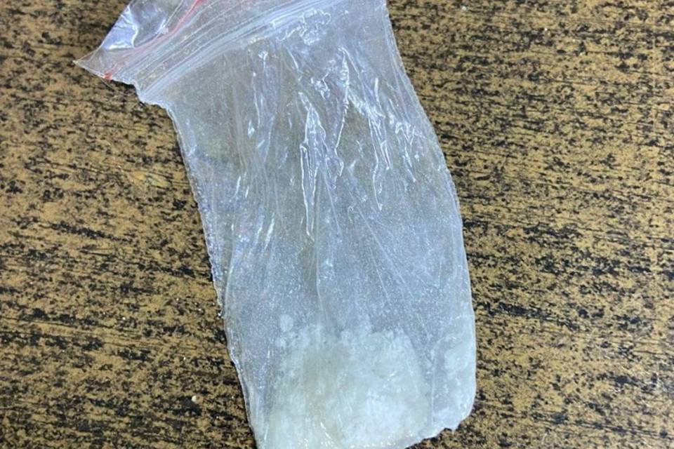 Волгоградец катался в такси с пакетом наркотиков