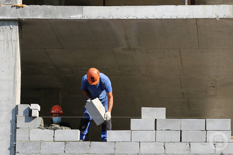 Волгоградка взыскала с подрядчика за домик «Нуф-Нуфа» 6 млн рублей