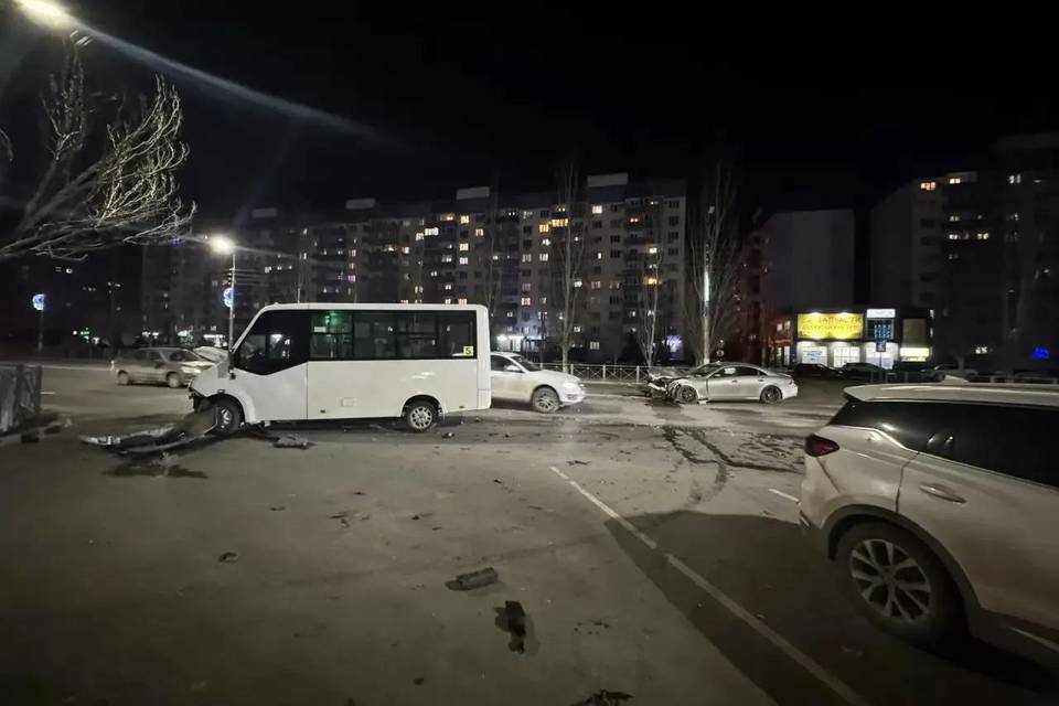 Прокуратура взяла на контроль ДТП с маршруткой, пострадала 14-летняя девочка