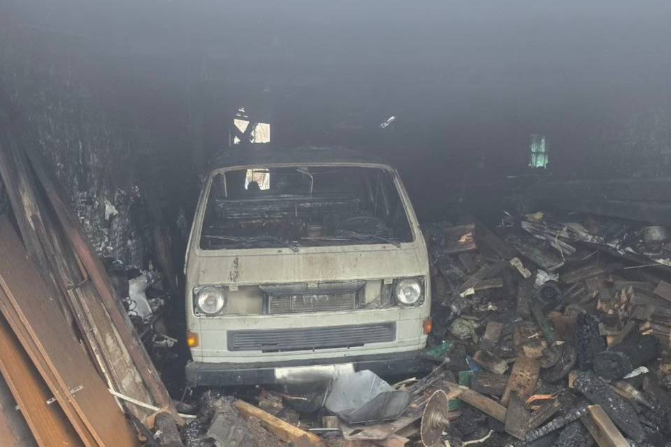 Семь гаражей сгорели в Волгоградской области